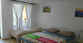 Трехместный номер на первом этаже, Гостевой дом Platan, Кореиз