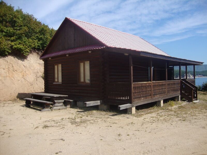 База отдыха Век, Приморский край, Бухта Окуневая Находинский городской округ