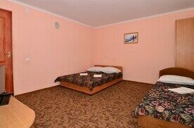 Стандартный 3-местный, Гостевой дом Ласточка, Песчаное