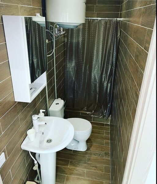 Апартаменты 4-местные 2-комнатные (вид на сад)