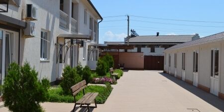 Вера двор | Vera, Крым