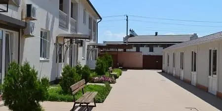 Вера двор | Vera, Крым