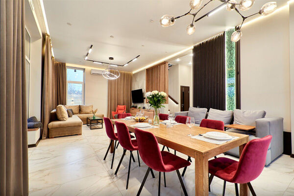 Резиденция 13-местная с 5-ю спальнями