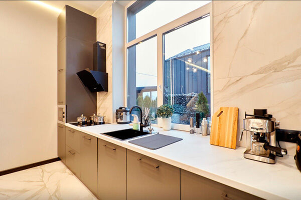 Резиденция 13-местная с 5-ю спальнями