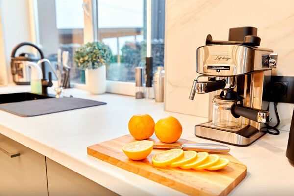 Резиденция 13-местная с 5-ю спальнями