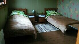 Зелёный ЛЮКС — апартаменты 2+1, База отдыха У Нефтино, деревня Нефтино