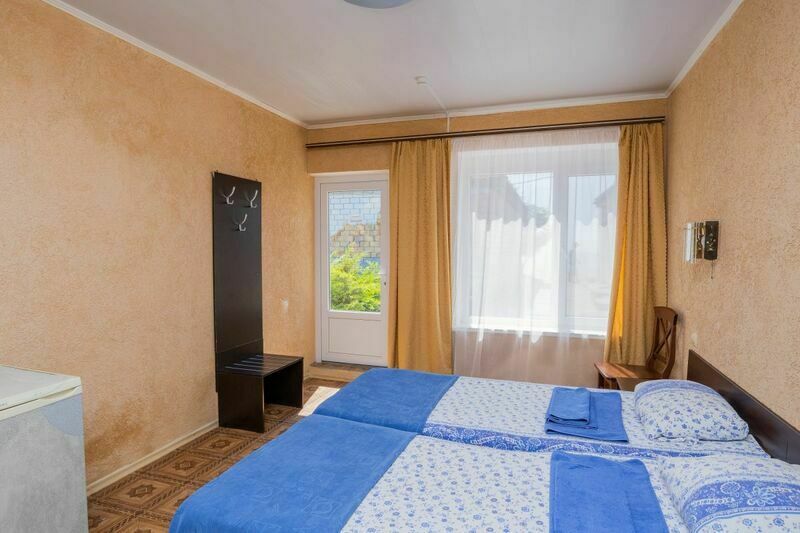 Домик 2-местный каменный