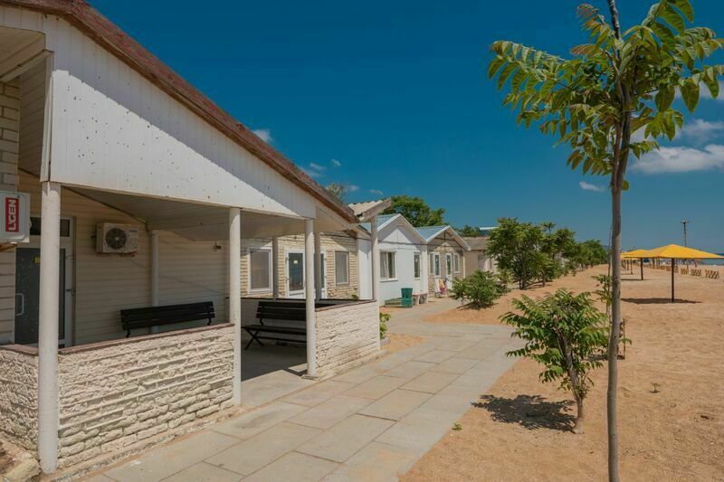 Домик 2-местный каменный (с верандой)