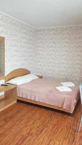 Люкс 4-местный 1-комнатный