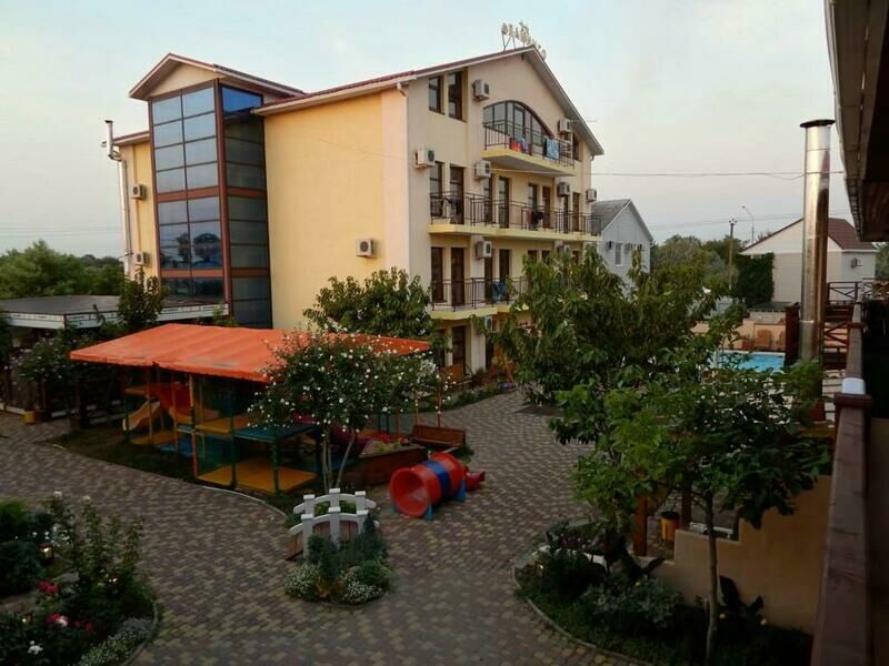 Гостиничный комплекс Фламинго, Краснодарский край, Голубицкая 