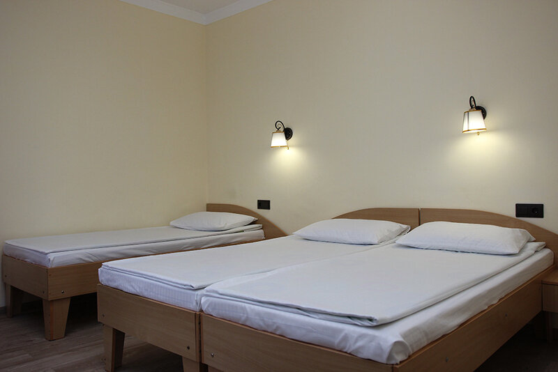 Стандартный 3-местный (с балконом)