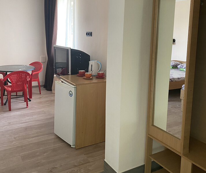 Стандартный 3-местный 1-комнатный9