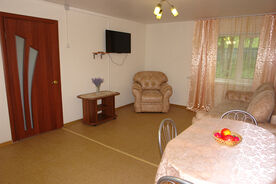 4-местный коттедж, База отдыха Экоферма на Рязановке, поселок Рязановка