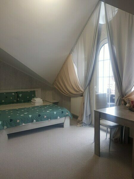 Стандартный 3-местный (с балконом)