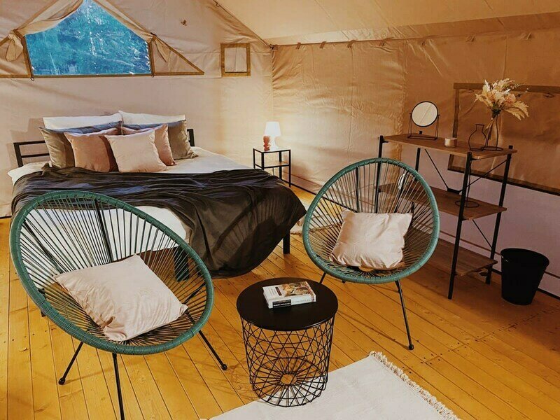 Глемпинг Комфорт 2-местный (Сафари-Тент с видом на залив)