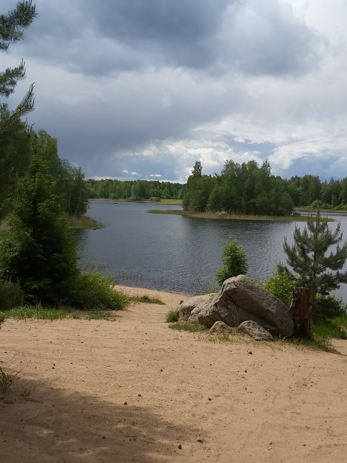 Фото 2 из отзыва о загородном клубе Ромашка