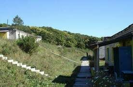 Номер в кирпичном корпусе, База отдыха Панорама, Остров Попова