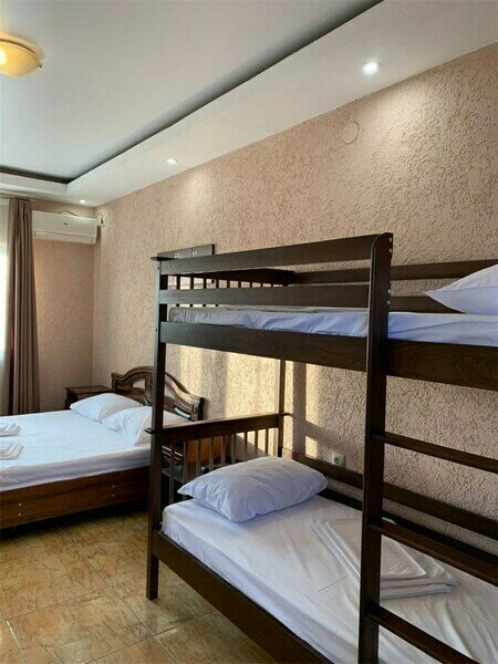 Полулюкс 4-местный (с окном)