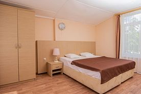 3-х местный 2-х комнатный с видом на море (6 номеров), Курорт Санвиль Золотой пляж, Береговое