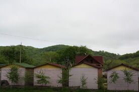 Средние домики, База отдыха У друзей, поселок Зарубино