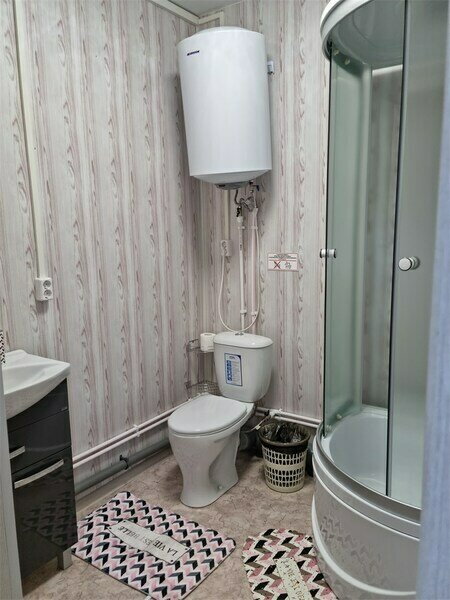 Семейный 4-местный (вид во двор)