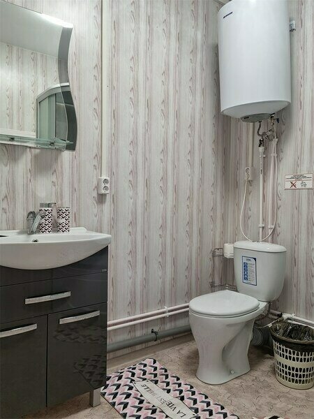 Семейный 4-местный (вид во двор)