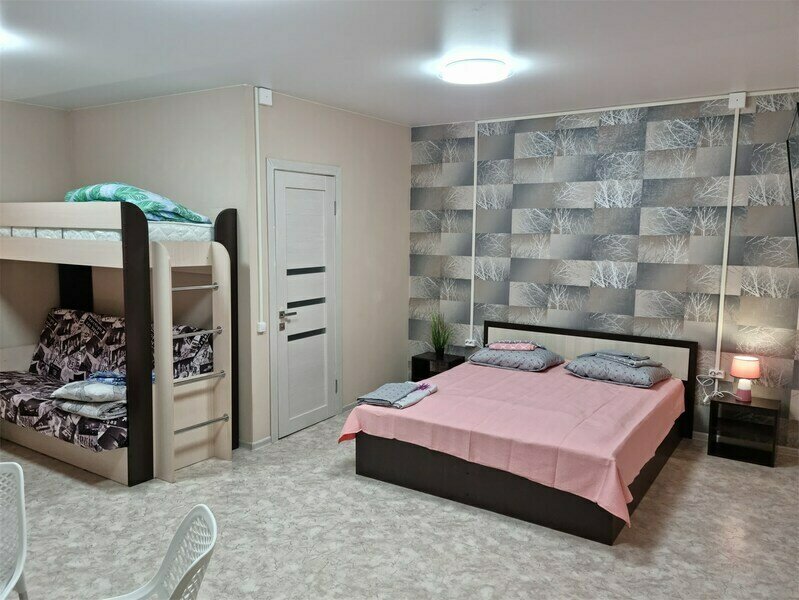 Семейный 4-местный (вид на озеро)