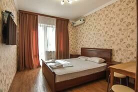 Семейный 4-местный с балконом, Гостевой дом Николь, Южная Озереевка