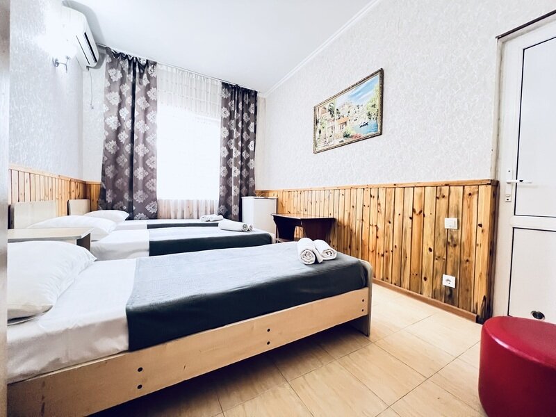 Стандартный 3-местный (с раздельными кроватями)