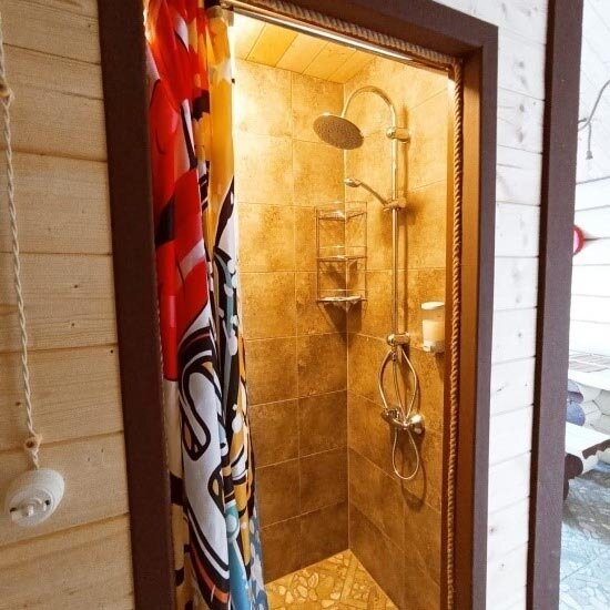 БАНЯ « СОЛНЕЧНАЯ» НА БЕРЕГУ РЫБАЦКОГО ОЗЕРА