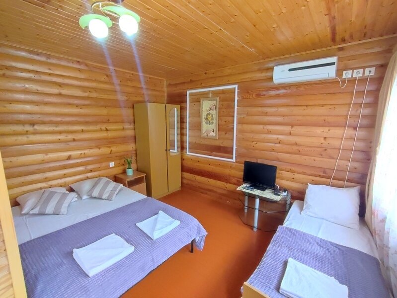 Люкс 3-местный (в бунгало, с кухней)