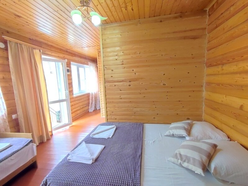 Люкс 3-местный (в бунгало, с кухней)