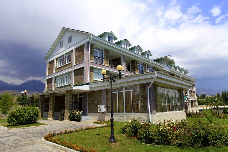 Центр отдыха Карвен Иссык-Куль, село Булан-Соготту, Иссык-Кульская область