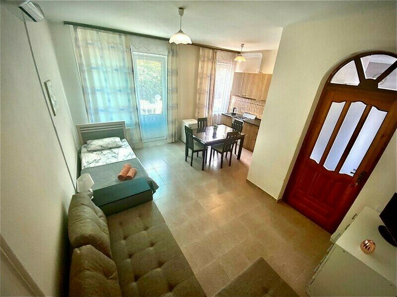Студио 3-местный