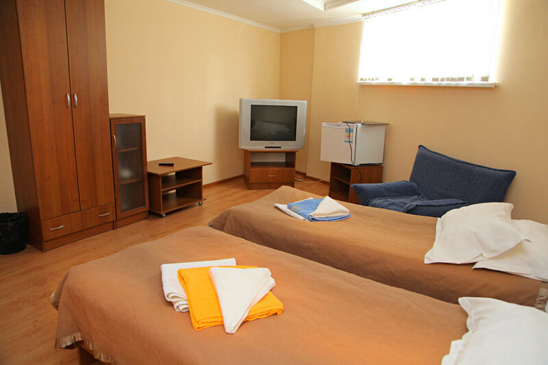 Стандарт 2-местный (цокольный этаж)