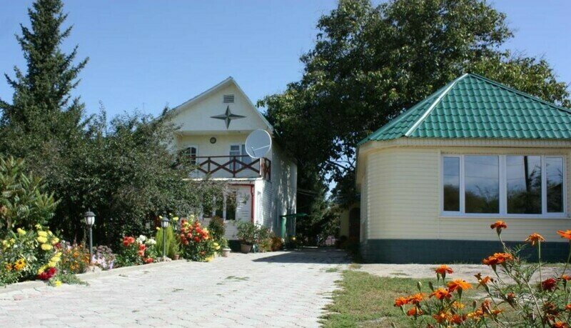 Отель Jamilya (Джамилия), Иссык-Кульская область, Каракол , Киргизия