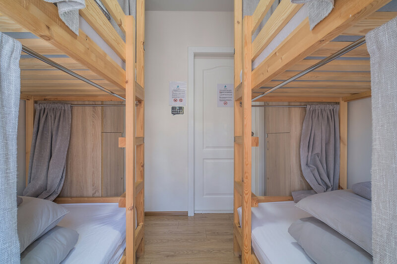 Место в общем 6-местном номере (для женщин)