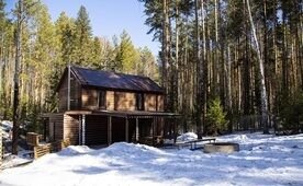 Коттедж 8-местный "Свадьба в Малиновке", База отдыха Светофор, Первоуральск