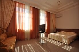 Полулюкс, База отдыха Консоль Спорт-Никита, Гурзуф