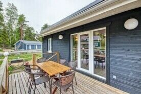 Карельская деревня (одноэтажный дом) 6 чел., База отдыха Ладога озеро, Приозерск