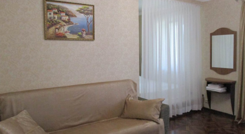 Люкс 3-местный 1-комнатный