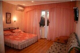 Полулюкс, Гостевой дом Лазурный, Севастополь