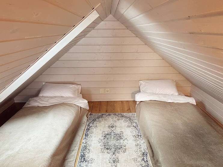 Коттедж 4-местный 2-этажный «Сканди»