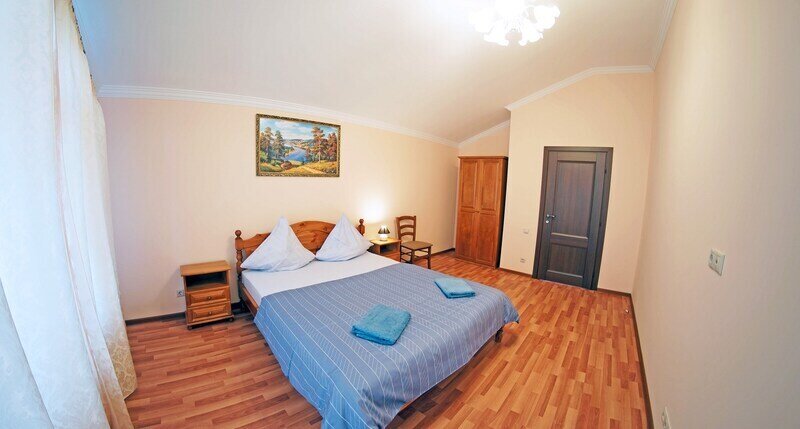 Коттедж 6-местный Бизнес (2 спальни)