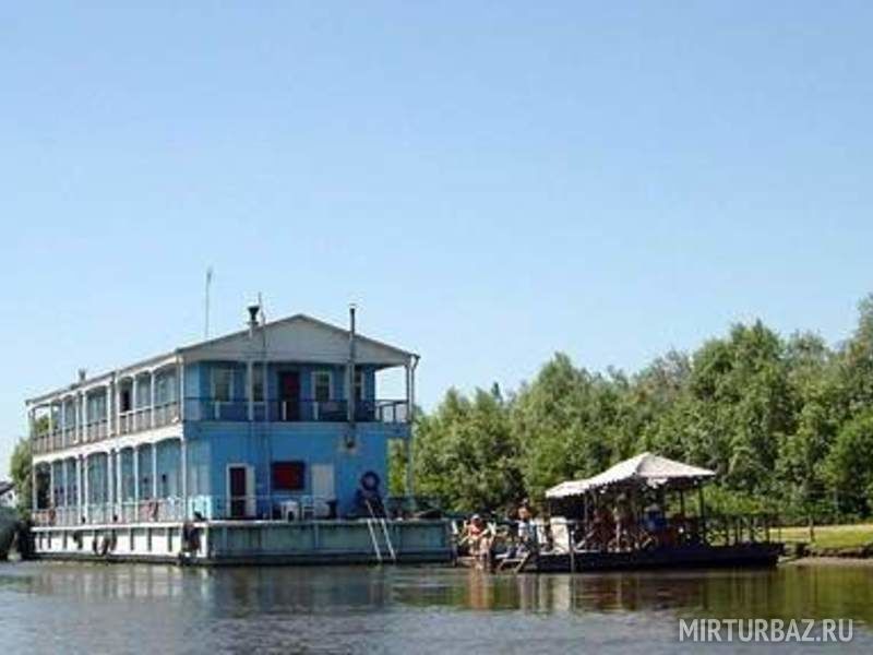 Плавучая гостиница Серебряная Дельта, Астраханская область, Камызякский район село Затон