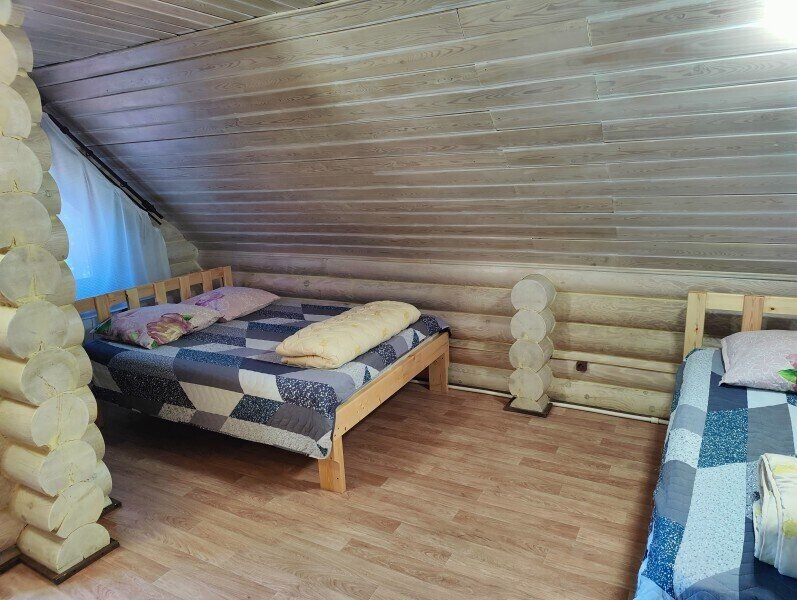 Дом 9-местный (из бруса с баней)