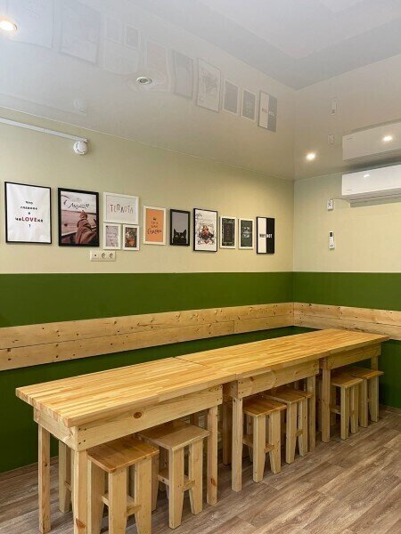 Коттедж 12-местный (с гостиной)