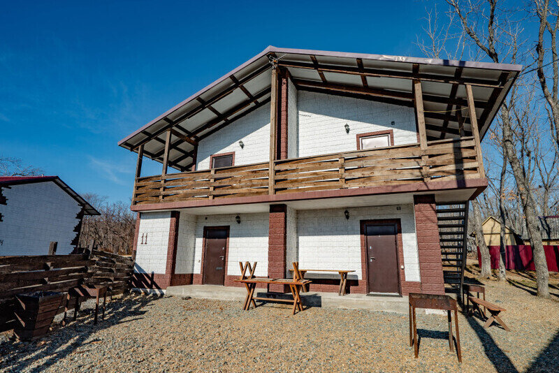 Номер 3-местный (в коттедже) 2- и 1-спальная кровати