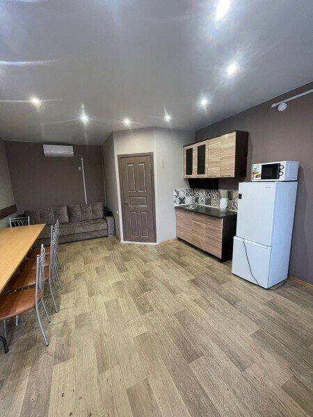 Номер 6-местный 2-комнатный (в коттедже)