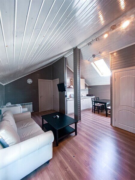 Люкс 4-местный 2-комнатный